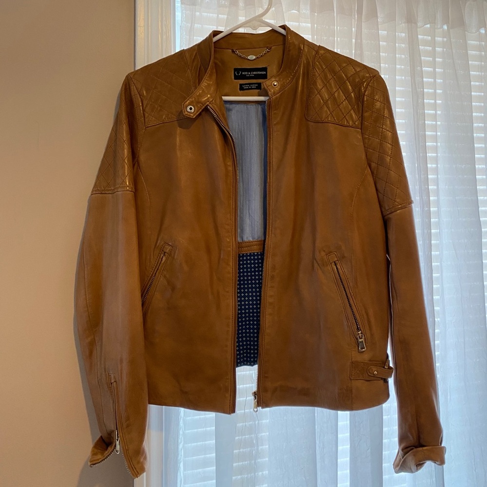 Gorgeous Bod & Christensen brown leather jacket